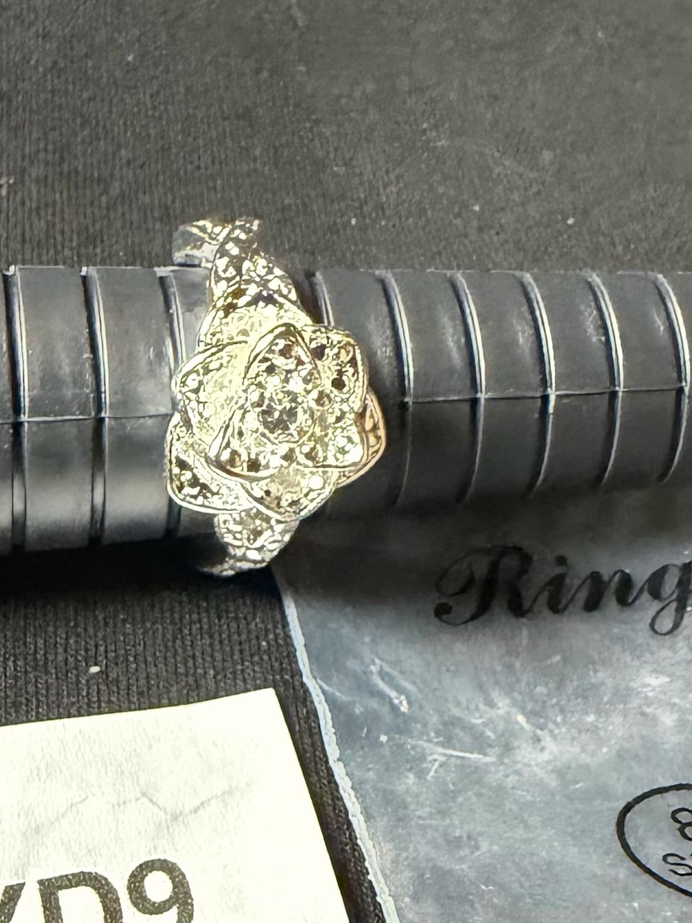 Silver-Tone Metal Rose Flower Statement Ring Size 8 JYD9A